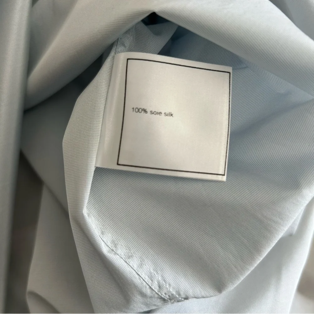 Chanel women Dress Shirt 34 pale blue gray Pearl Button 100%Silk Made in France